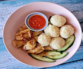 Rice Balls with Chicken